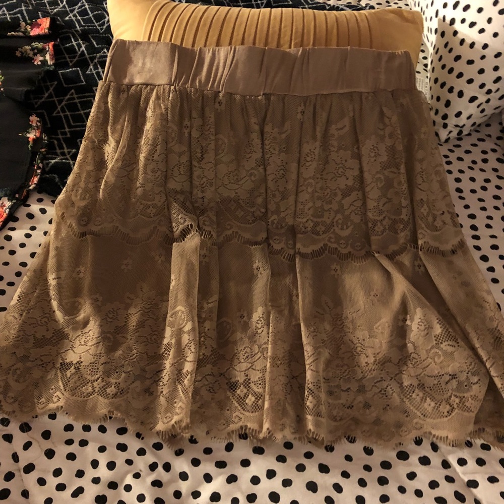 Lacey skirt with underlay! Beautiful shirt